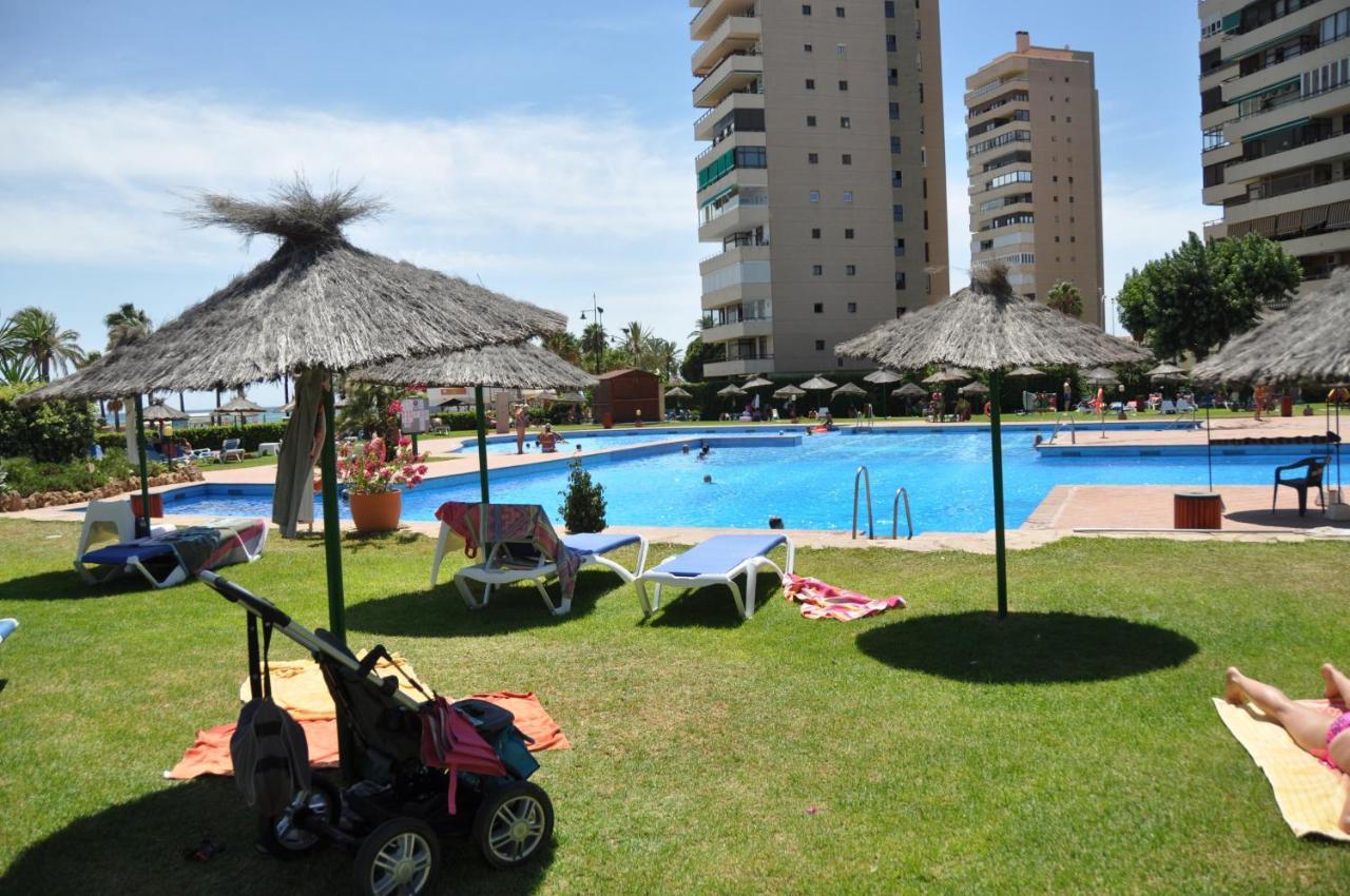 Magnifique Appartement Avec Une Incroyable Vue Sur Mer Torremolinos Eksteriør bilde